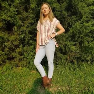 Meet your Posher, Lilly